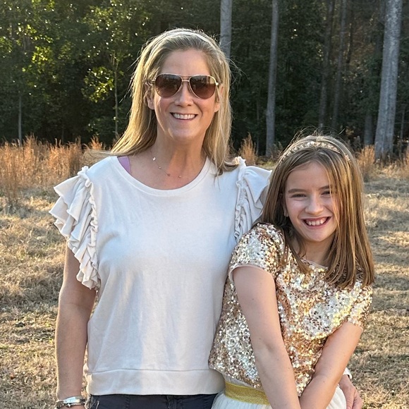 Meet your Posher, Caroline - Picture 2 of 2